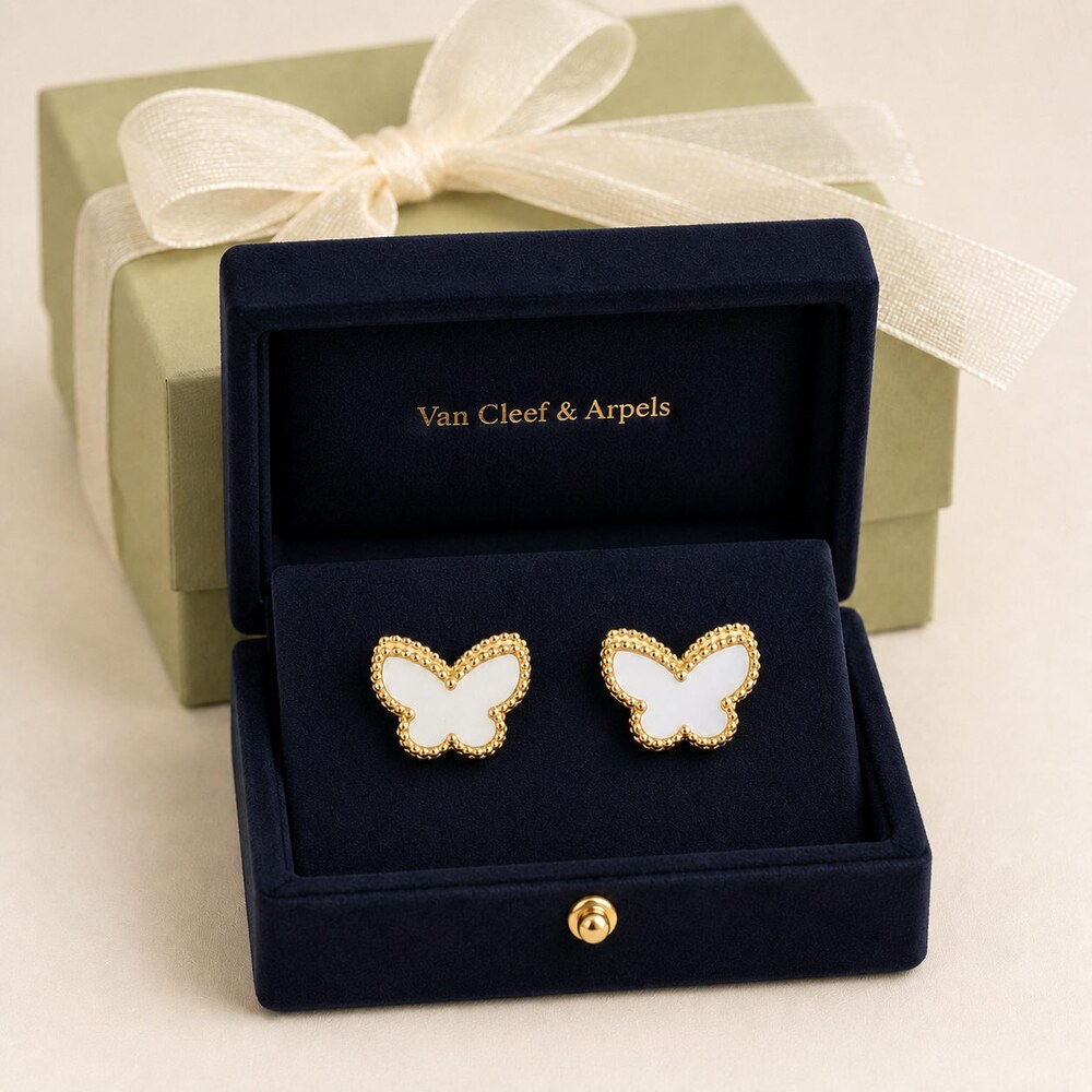 Van Cleef & Arpels Elegant Signature Earrings Style 6 | New with Box